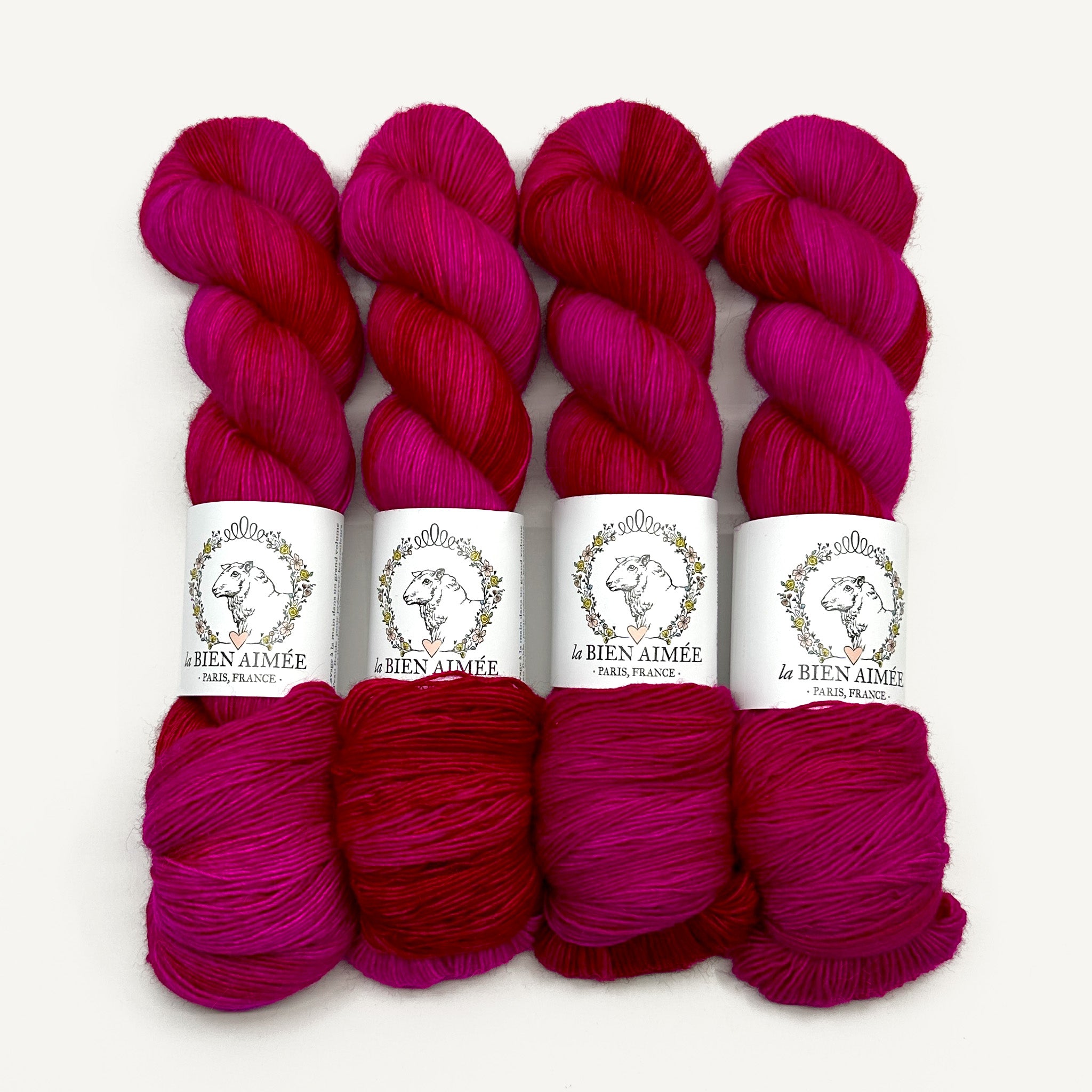 Merino Singles Aimées flashy lipstick