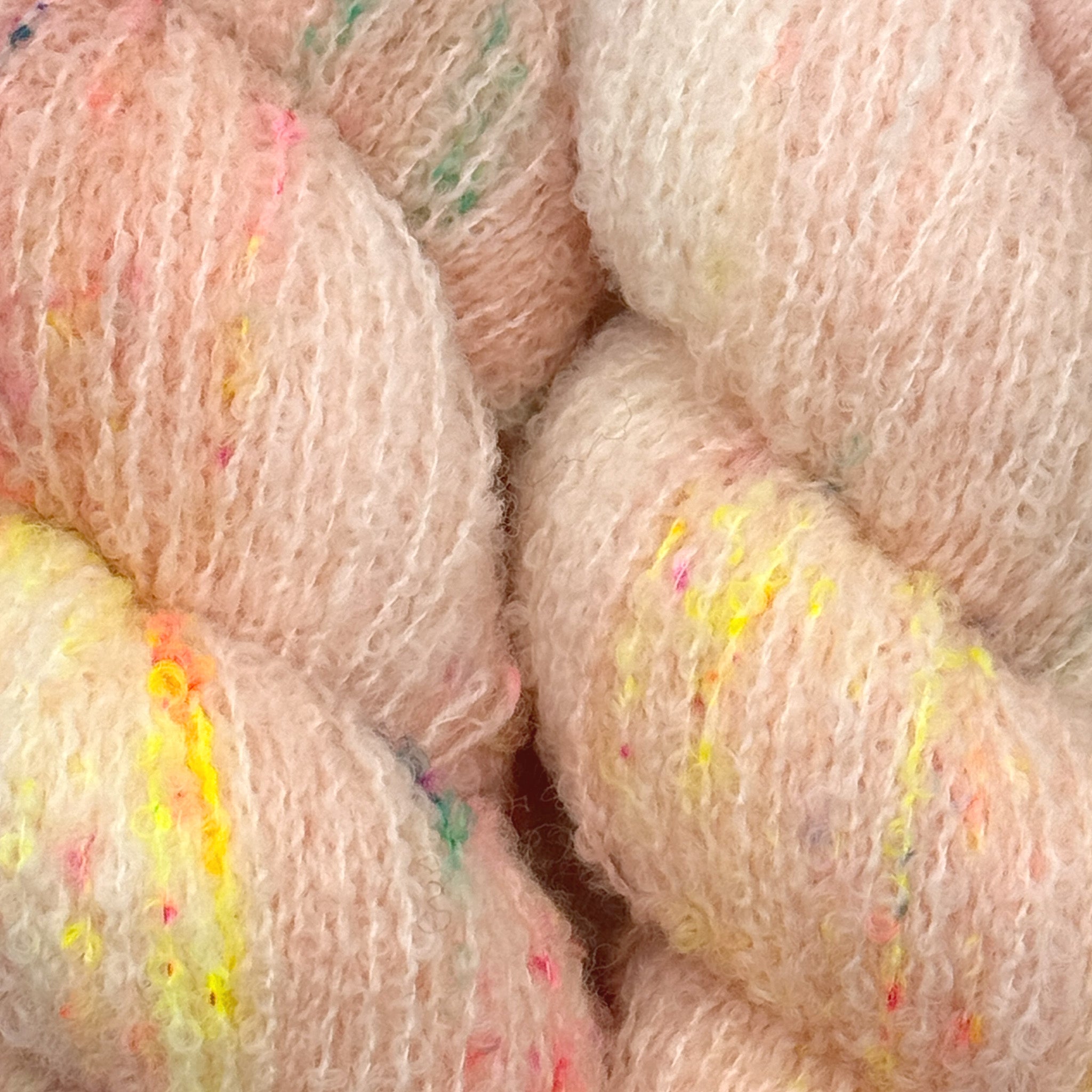 Merino Bouclé pinkfetti