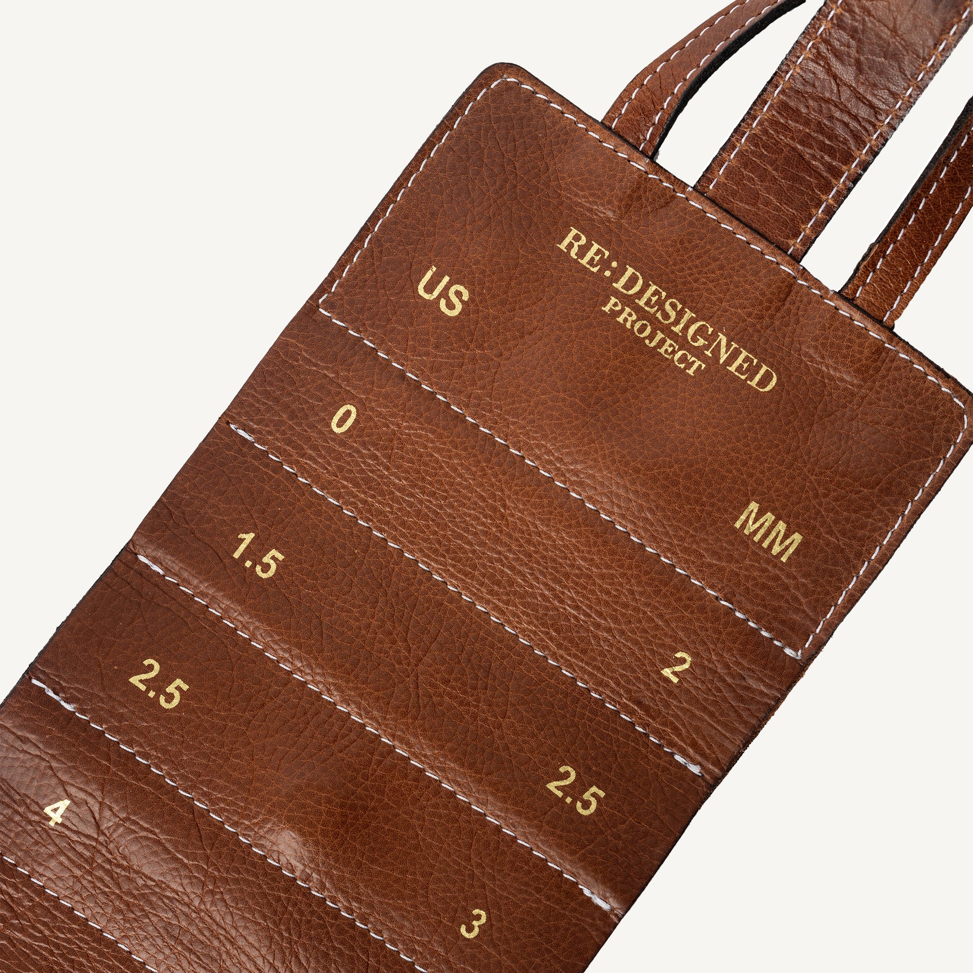 PROJECT 66, ophæng til rundpinde i walnut