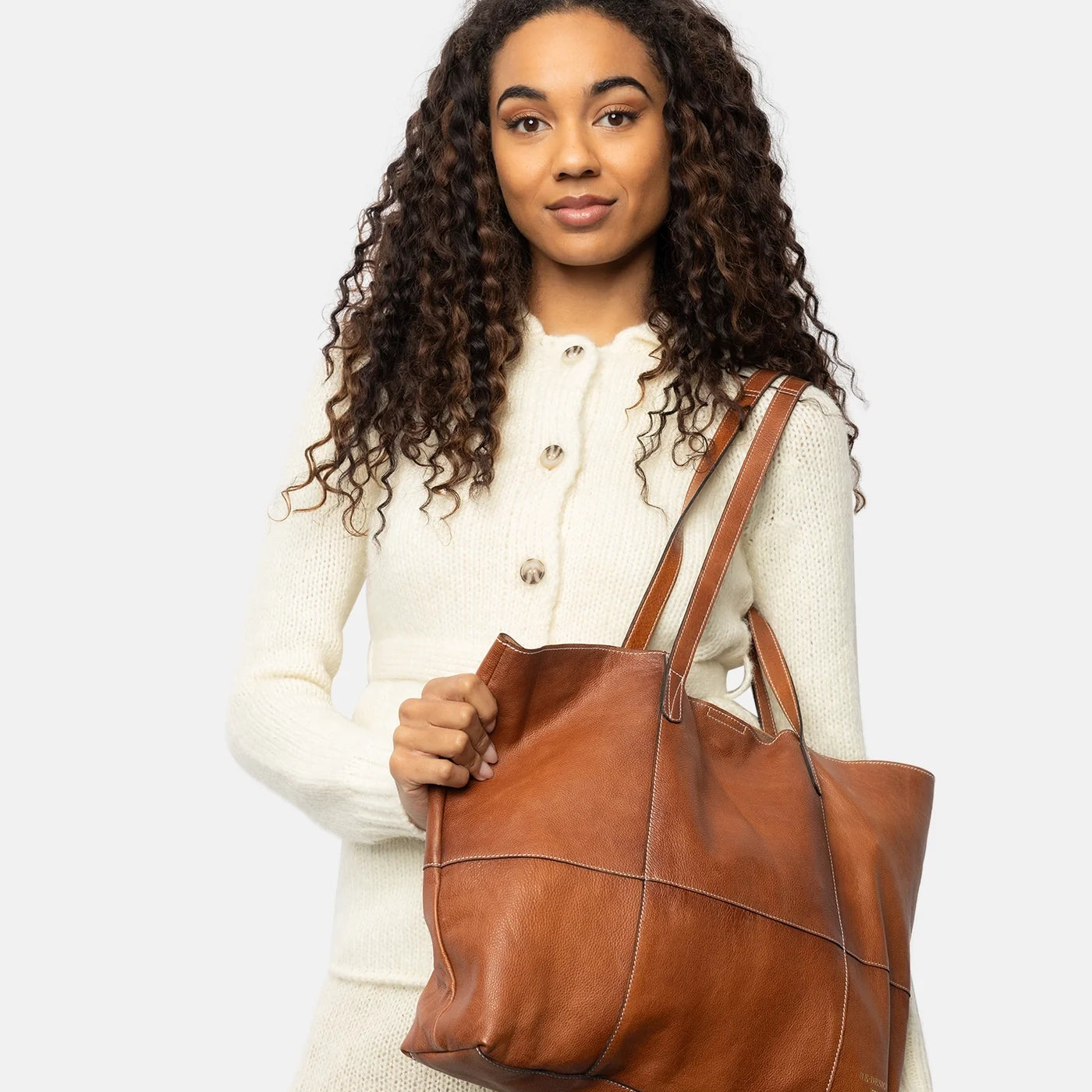 PROJECT 19, stor shopper i walnut