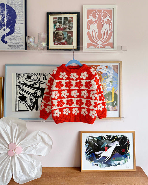 Camilla: Æbleblomstsweater Mini