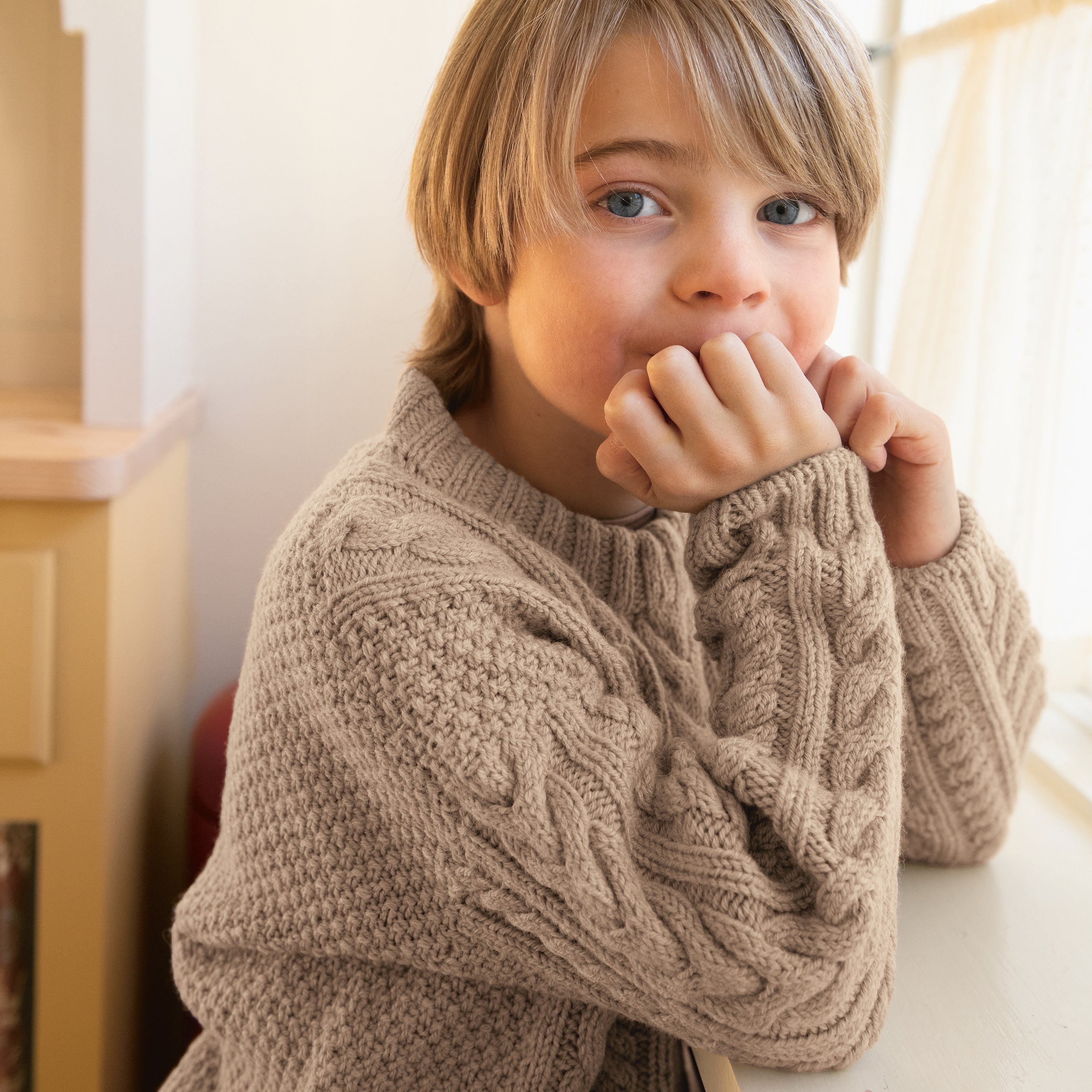 Opskrift på Caspian Sweater Junior