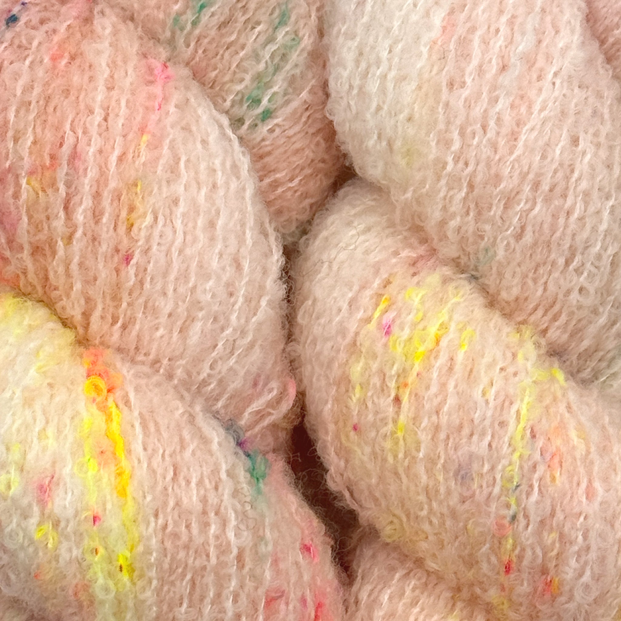 Merino Bouclé pinkfetti