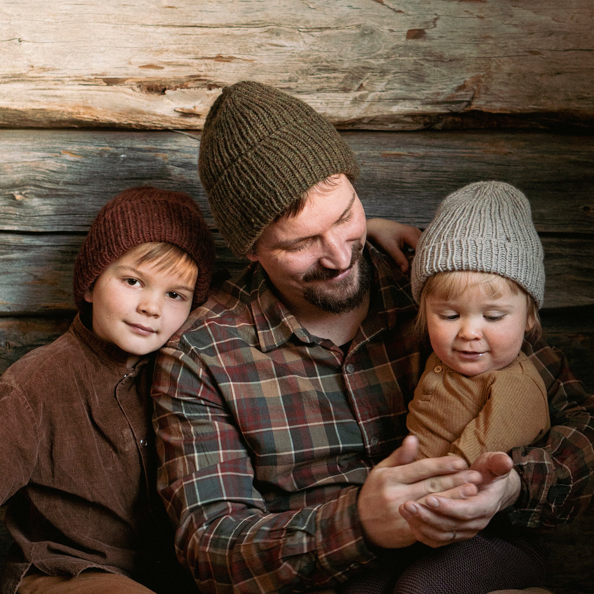 Unfolding Landscapes: 17 knits for the road