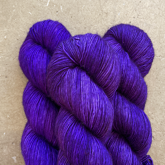 Tosh Merino Light ultramarine violet