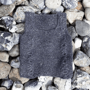 Warm knit for cool kids af Susie Haumann